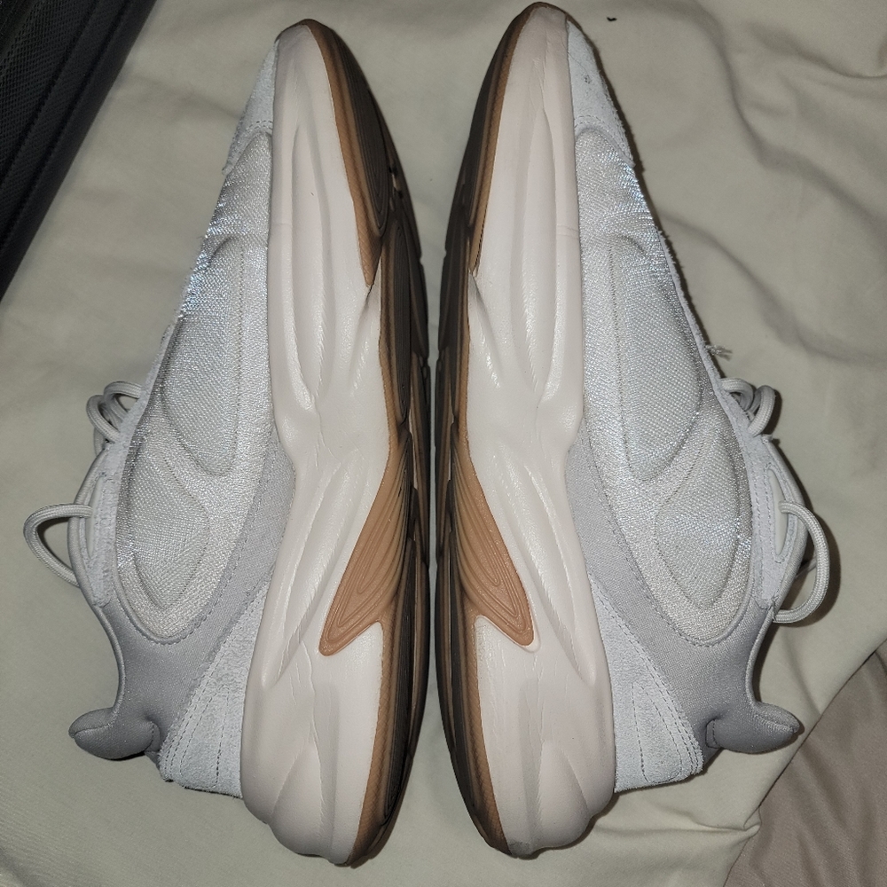 Adidas men Ozelle cloudfoam running shoes size 10 US men - Picture 3 of 8